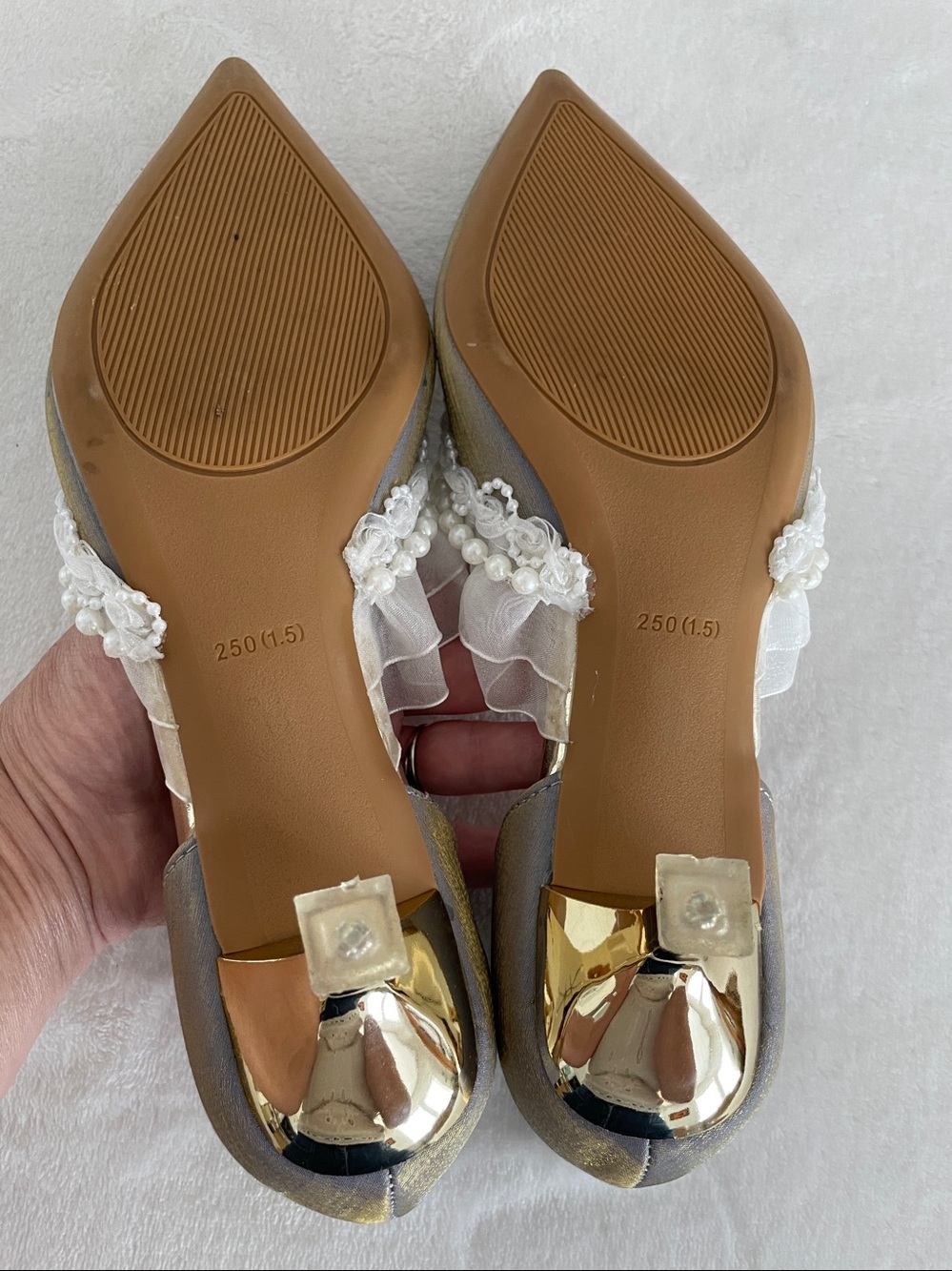 Elegant Blue Satin Pearl &
Ruffle Kitten Heel
D'Orsay Pumps Women's
Size 8.5 - Picture 10 of 17